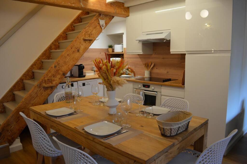 Charmant Appartement - Proche Chateau Cite Carcassonne Exterior foto